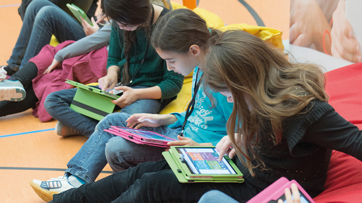 Safer Internet Day 2015
