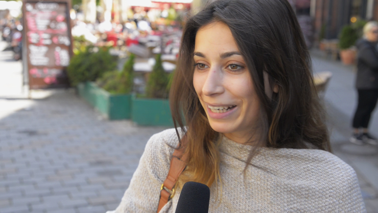 Straßenumfrage: Wie beeinflussen Medien ihre Meinung?
