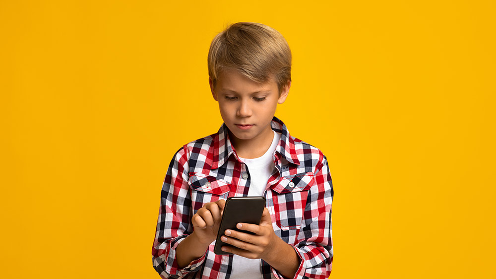 Digitale Selbstständigkeit: Wann Kinder Verantwortung im Netz übernehmen können
